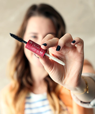 The Flake-Free Mascara That Makes Removal a Breeze