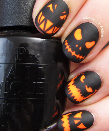 Glowing Jack-O'-Lantern Nails