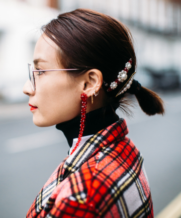 Pearly Ponytail