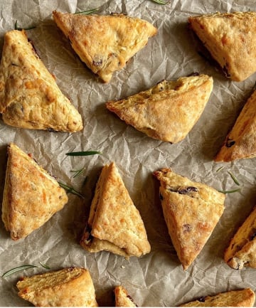 Cranberry, Rosemary and Sharp Cheddar Scones 