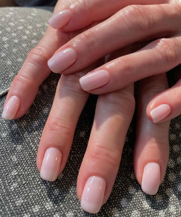 Mani of the Week: Jennifer Aniston's Neutral Nails