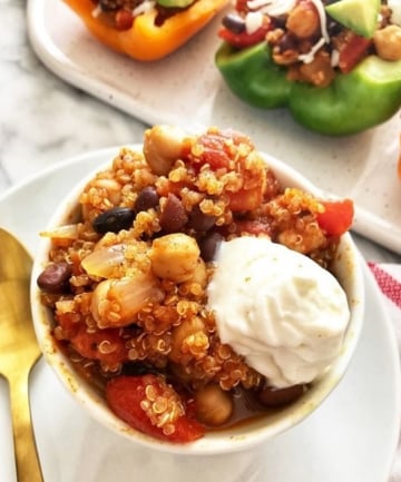 Vegetarian Chili-Stuffed Peppers