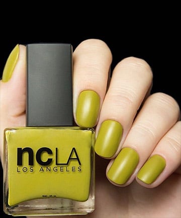 Minimalist Nails: The Perfect Olive