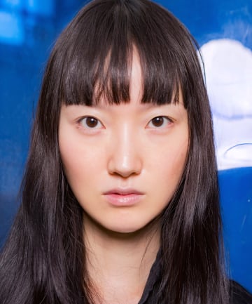 Elongated faces: Try face-framing bangs