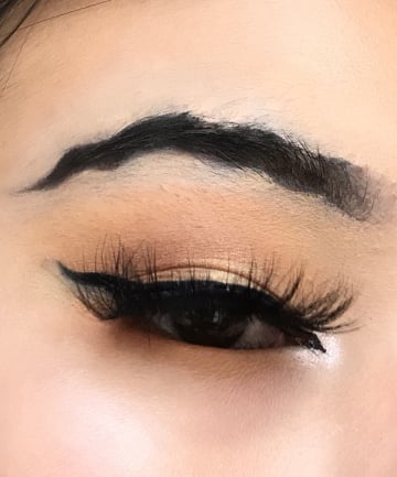 Wavy eyebrows