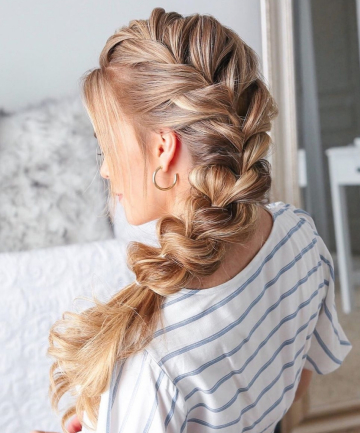 Simple Pull-Through Side Braid