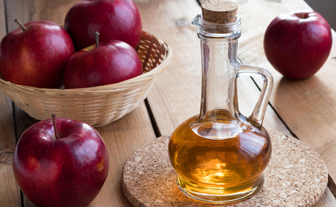 5 DIY Beauty Uses for Apple Cider Vinegar That Really Work