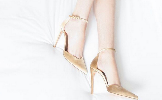 The Spray Every High Heel-Wearer Needs to Try