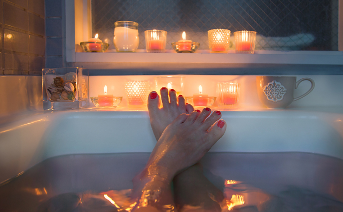 Here's How to Have the Ultimate Spa Experience, Right at Home