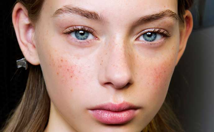 This Is the First Thing Derms Notice About Your Skin